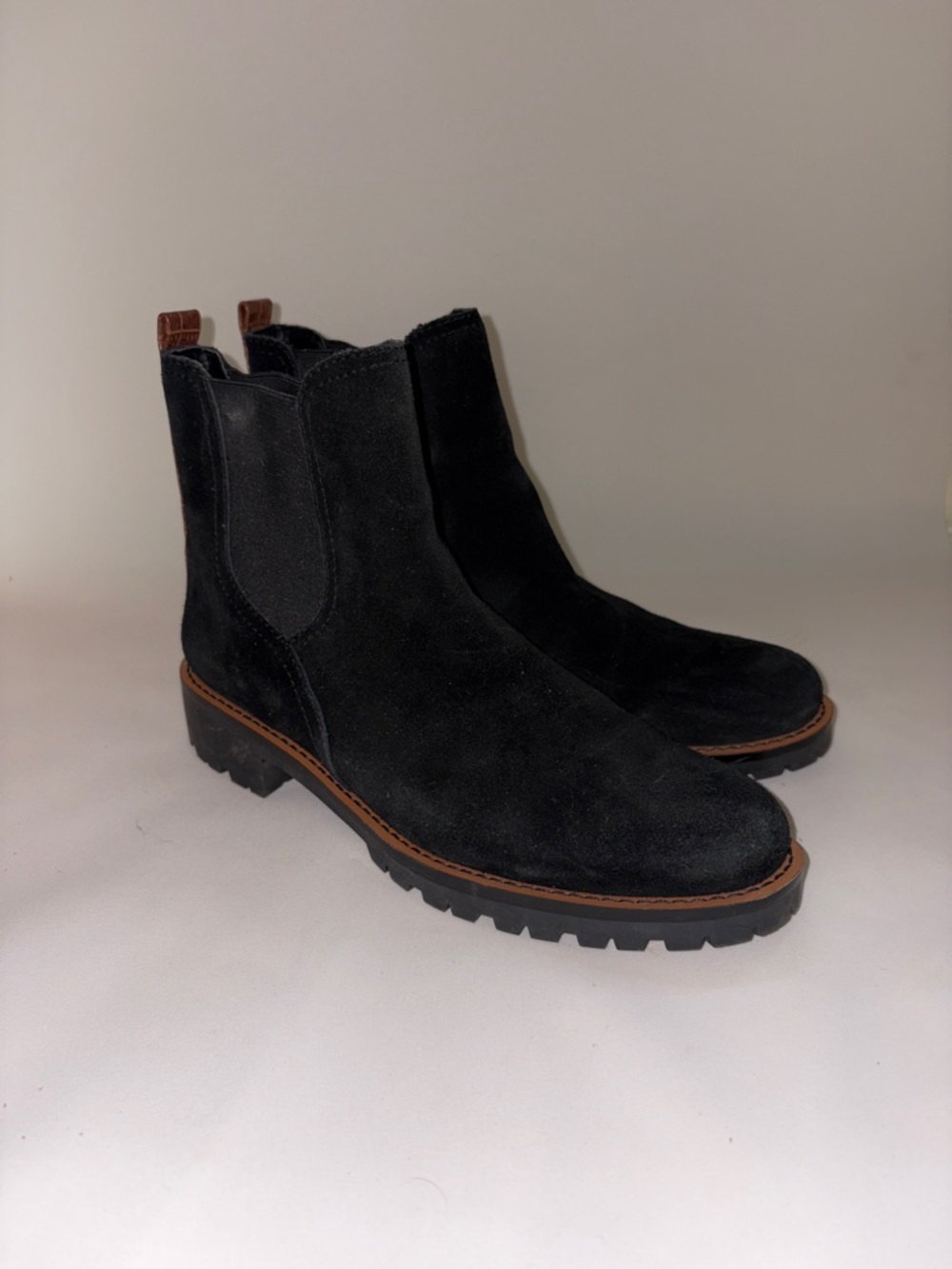 Sam‎ Edelman Jaclyn Waterproof Black Suede Chukka Booties with Brown Trim Size 8